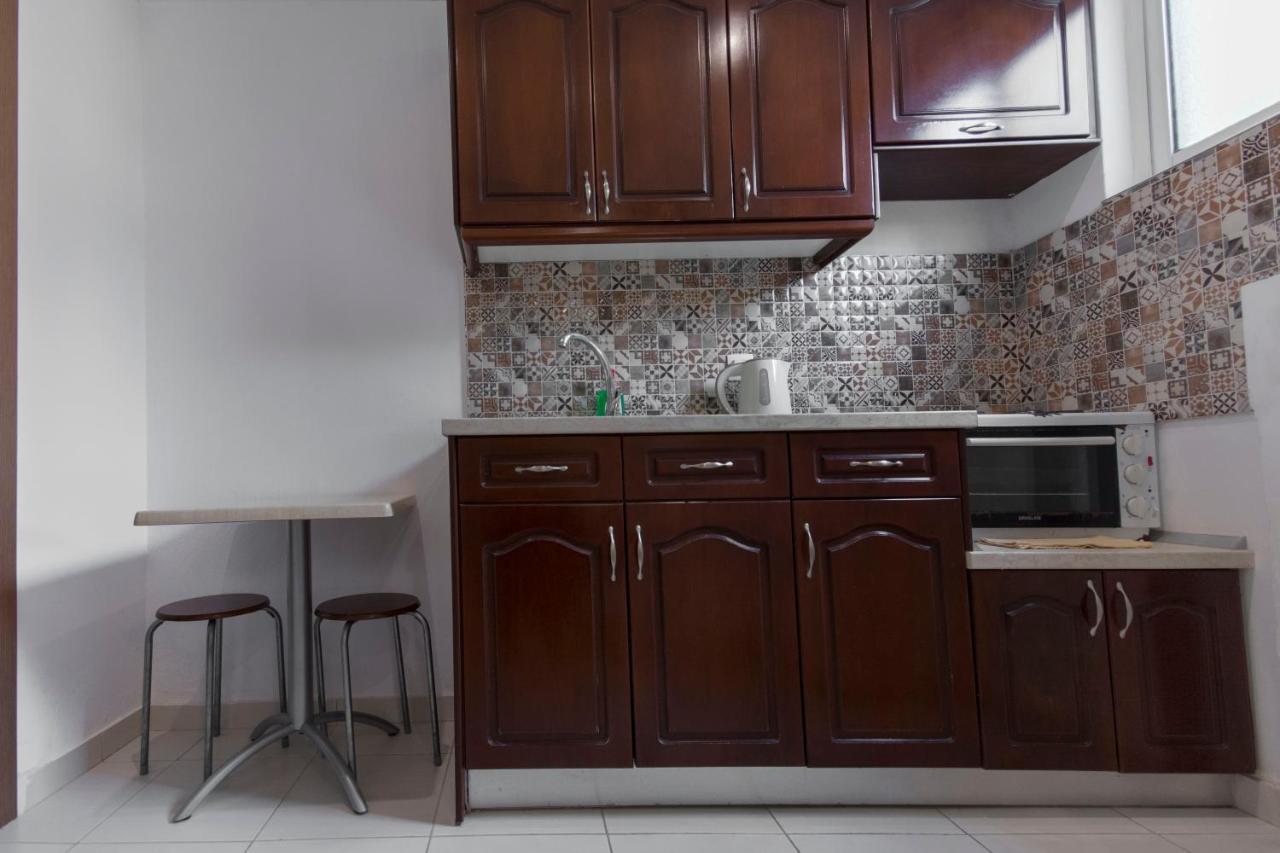Fouxia Apartments And Studios Perama  Esterno foto